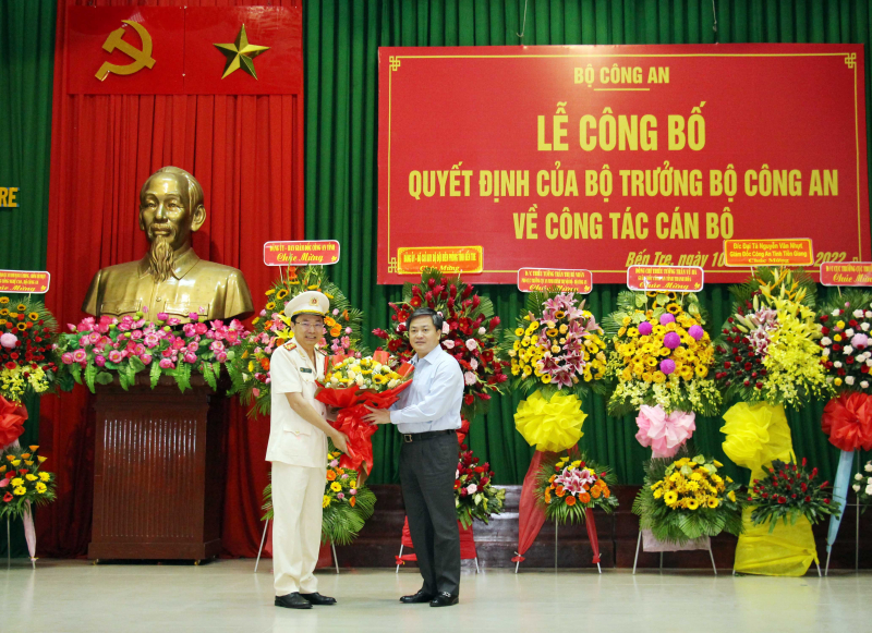 Đại tá Trương Sơn Lâm giữ chức Giám đốc Công an tỉnh Bến Tre -1