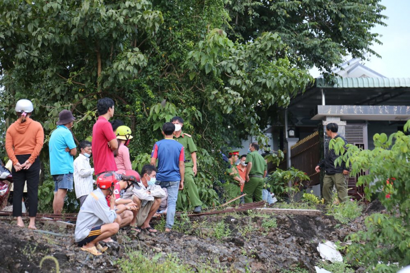 Vụ con rể chém nhà gia đình nhà vợ: Nguyên nhân từ chuyện tranh chấp đất với nhà hàng xóm? -0