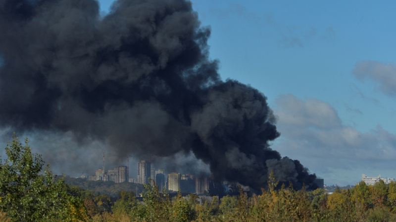 Kiev và loạt đô thị Ukraine tiếp tục bị tập kích -0