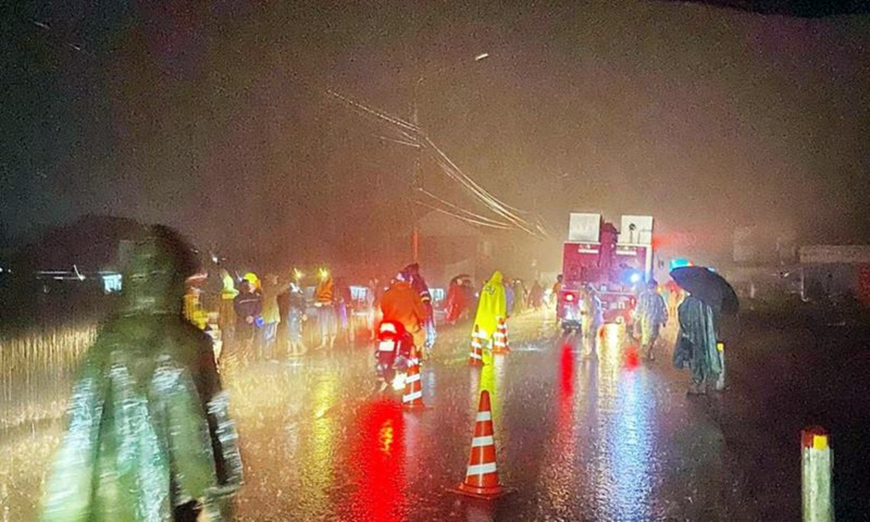 Tìm thấy thi thể người đàn ông bị mất tích khi cứu cháu nhỏ trong lũ -0