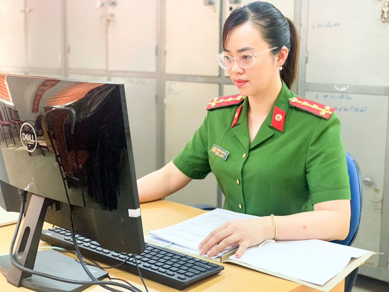 Những lá đơn tình nguyện -0