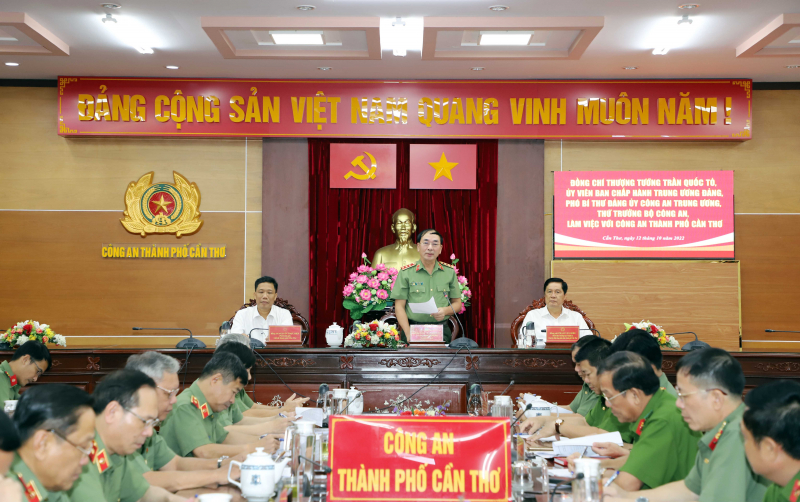 Bảo đảm ANTT tạo môi trường bình yên, lành mạnh, phục vụ phát triển kinh tế, xã hội TP Cần Thơ -0