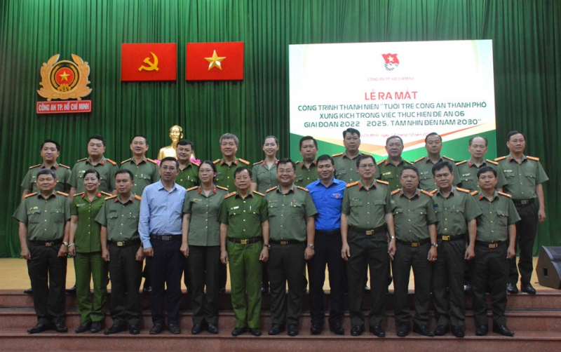 Tuổi trẻ Công an thành phố xung kích trong thực hiện Đề án 06 -0