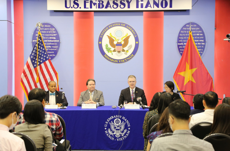 Trợ lý Ngoại trưởng Mỹ Kritenbrink chúc mừng Việt Nam vào Hội đồng Nhân quyền -0