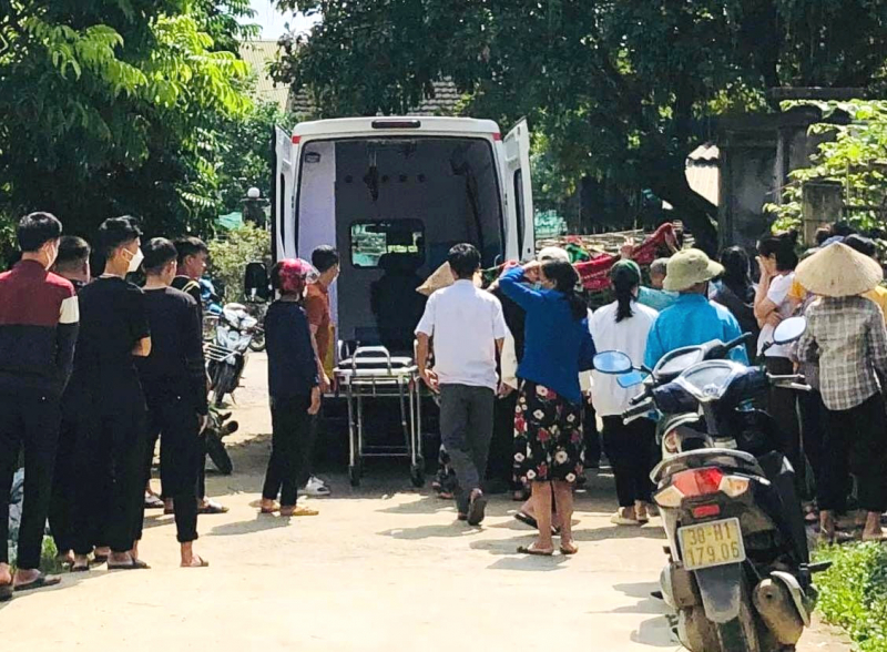 Tạm giữ hình sự nam sinh dùng dao đâm bạn học tử vong -0