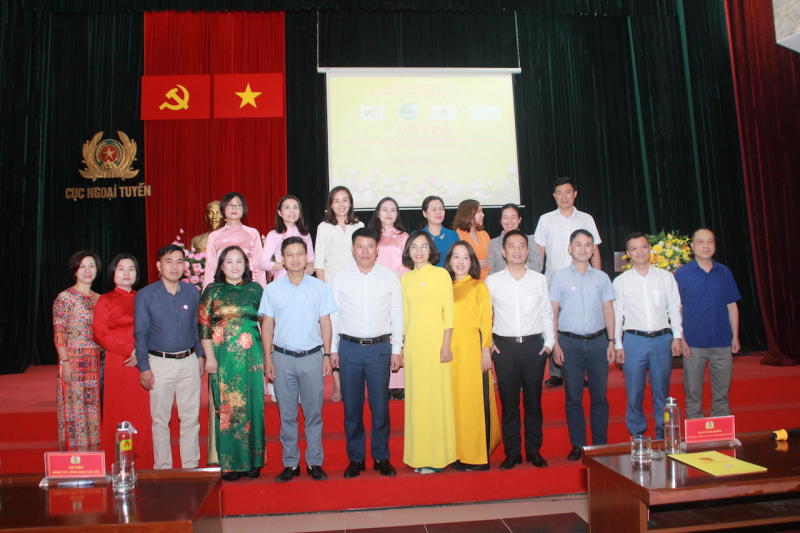 Mít tinh và gặp mặt nhân ngày phụ nữ Việt Nam -0