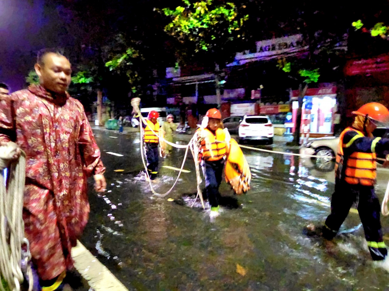 3 người đuối nước trong trận mưa lớn chưa từng thấy ở Đà Nẵng -0
