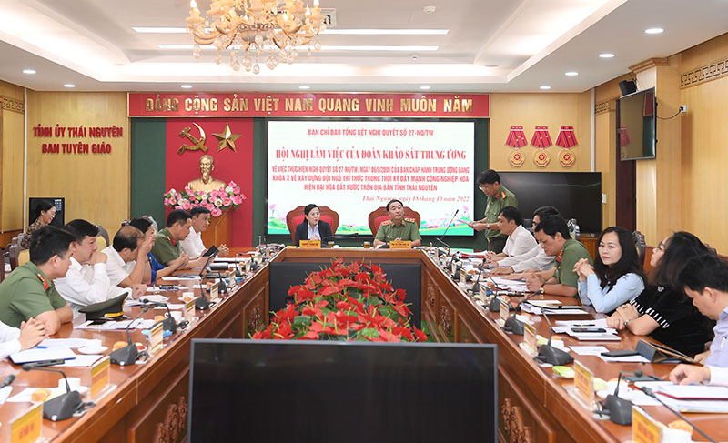 Đoàn khảo sát của Ban Chỉ đạo Trung ương tổng kết Nghị quyết số 27 làm việc tại Thái Nguyên -0