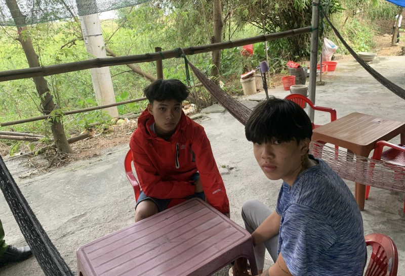 Bắt 5 đối tượng gây ra nhiều vụ cướp giật tại các hàng quán bên QL1A -0