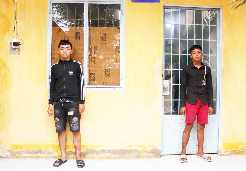 Bắt nhóm thiếu niên gây ra hàng loạt vụ cướp giật  -0