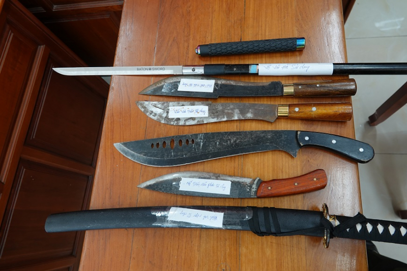 Bình Thuận: Triệu tâp nhóm giang hồ mang hung khí đi đòi nợ -0