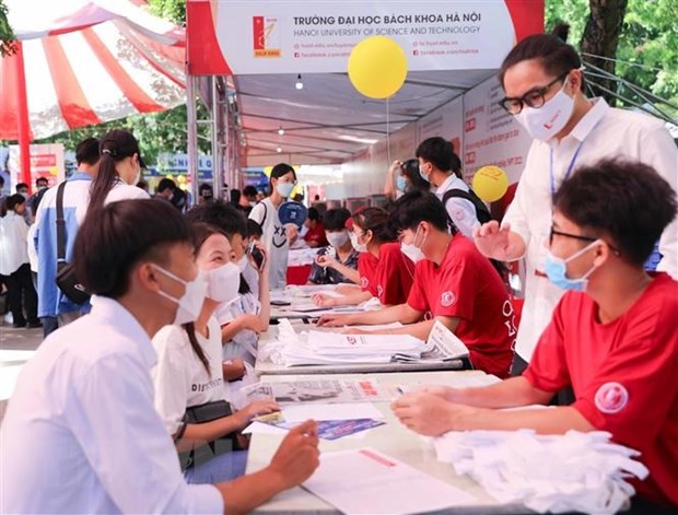 tu_van_tuyen_sinh_dh.jpg -0