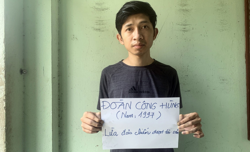 Người phụ nữ bị lừa gần 1,2 tỷ khi lên mạng xin lại 50 triệu đồng chuyển nhầm tài khoản -0