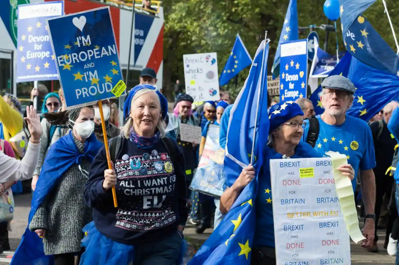 Người Anh tuần hành khắp London đòi tái gia nhập EU -0