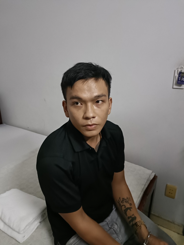 Bắt đối tượng trộm tài sản khoảng 600 triệu đồng của hai cầu thủ bóng đá -0