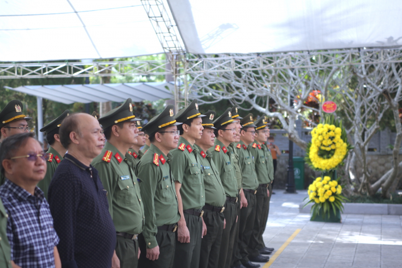 Về Xín Mần sẻ chia khó khăn với đồng bào vùng cao -0