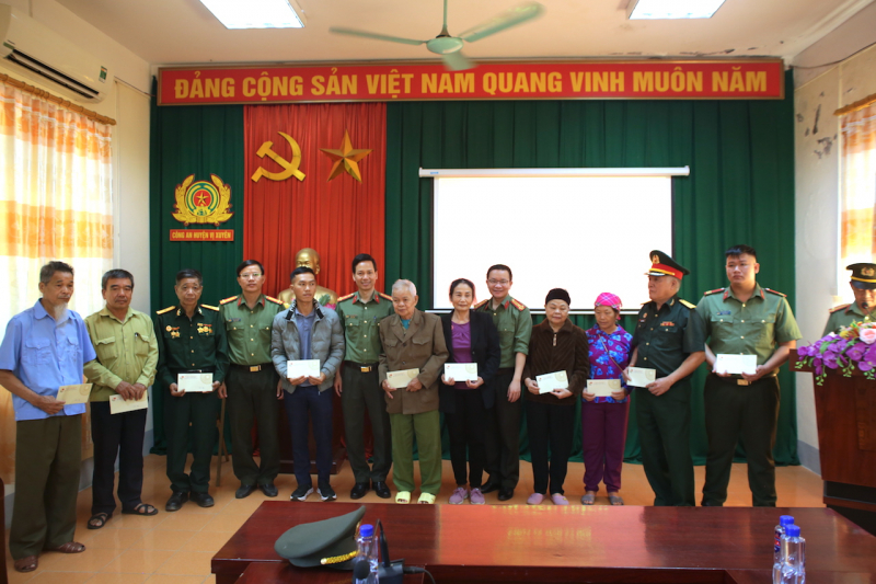 Về Xín Mần sẻ chia khó khăn với đồng bào vùng cao -1