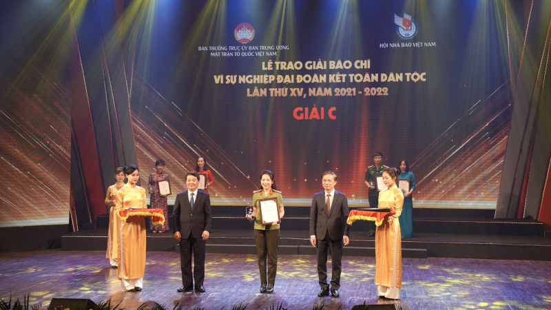 Vinh danh 80 tác phẩm đoạt Giải báo chí “Vì sự nghiệp đại đoàn kết toàn dân tộc” lần thứ XV -0