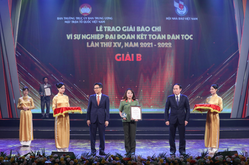 Vinh danh 80 tác phẩm đoạt Giải báo chí “Vì sự nghiệp đại đoàn kết toàn dân tộc” lần thứ XV -0