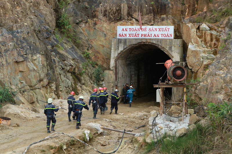 20_ĐB - 82 giờ tác nghiệp và hạnh phúc từ lòng đất -0