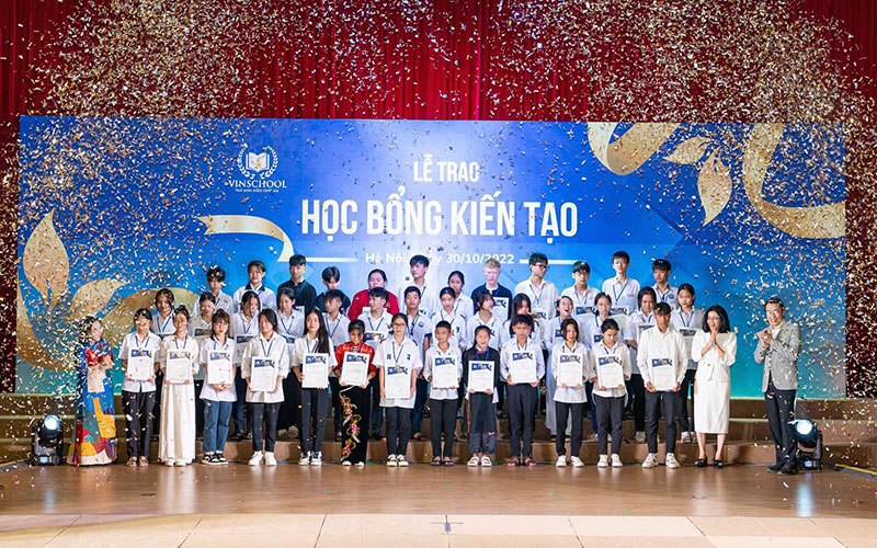 40 học sinh nhận “Học bổng Kiến tạo 2022” của Vinschool -0
