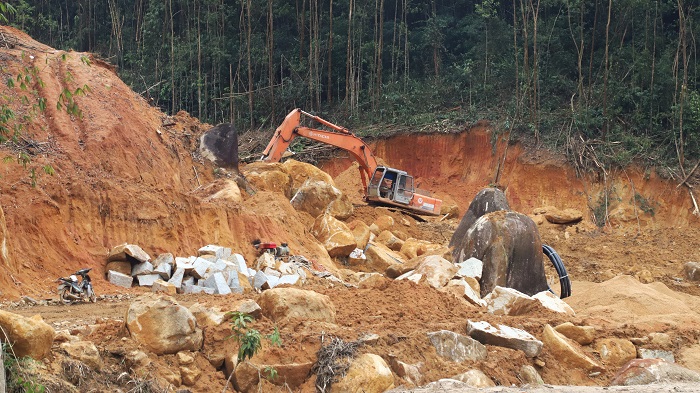 Phát hiện công trường khai thác cát lậu tại Lâm Đồng -0