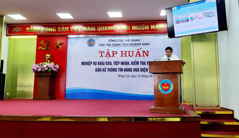 Tập huấn khai báo, tiếp nhận, kiểm tra, xác nhận bản kê thông tin hàng hóa nhập khẩu tại Quảng Ninh -0