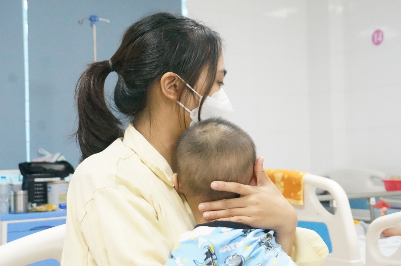 Dấu hiệu cảnh báo sốt xuất huyết nguy hiểm phải nhập viện -0