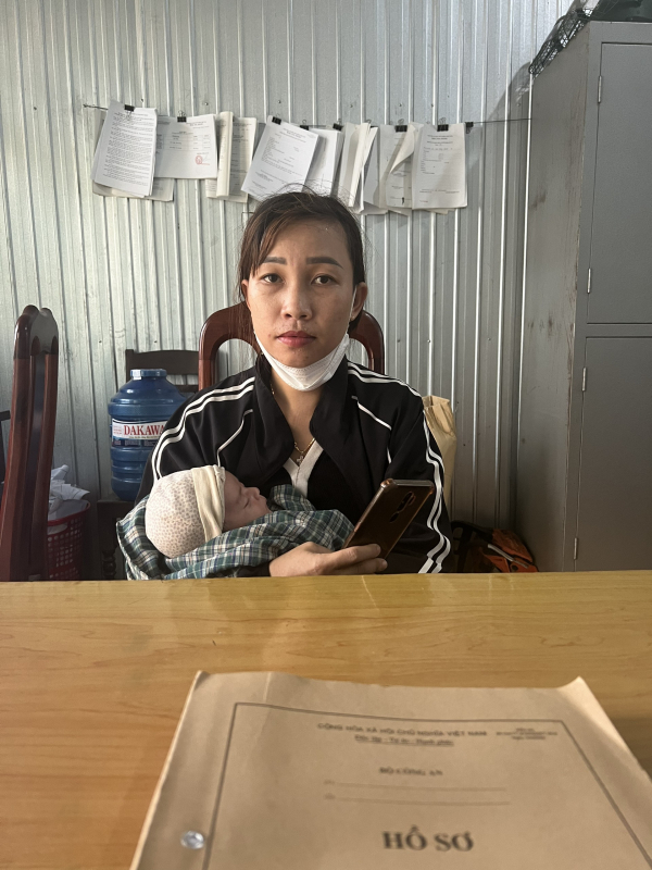 Triệt phá đường dây buôn bán 31 trẻ sơ sinh  -0