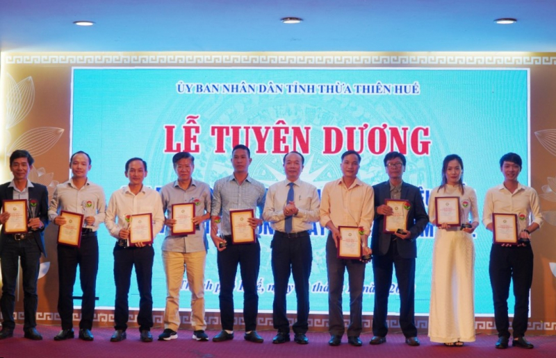 Thừa Thiên-Huế tôn vinh các nghệ nhân nghề thủ công mỹ nghệ -0