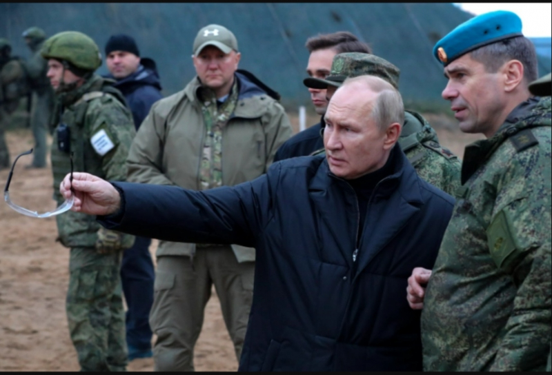  Tổng thống Putin nêu lý do khẩn cấp sơ tán dân thường khỏi Kherson -0