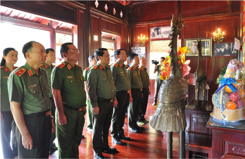 Nắm chắc tình hình, bám sát địa bàn, tăng cường các mặt công tác bảo đảm ANTT dịp cuối năm -0