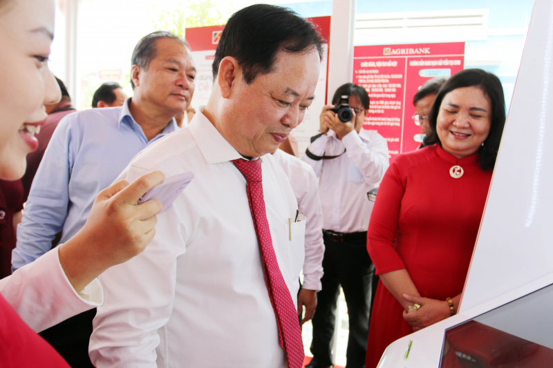 Agribank Bến Tre khai trương ngân hàng số - Agribank Digital -0