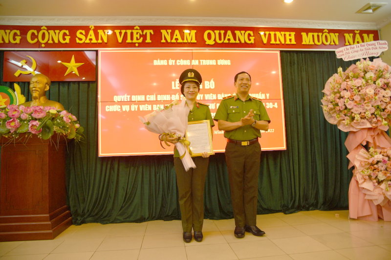 Công bố Quyết định Bí thư Đảng ủy Bệnh viện 30-4 -0