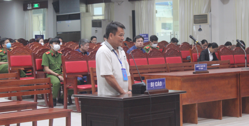 Các chủ cây xăng thu lợi bất chính tiền tỷ từ việc mua bán xăng lậu  -0