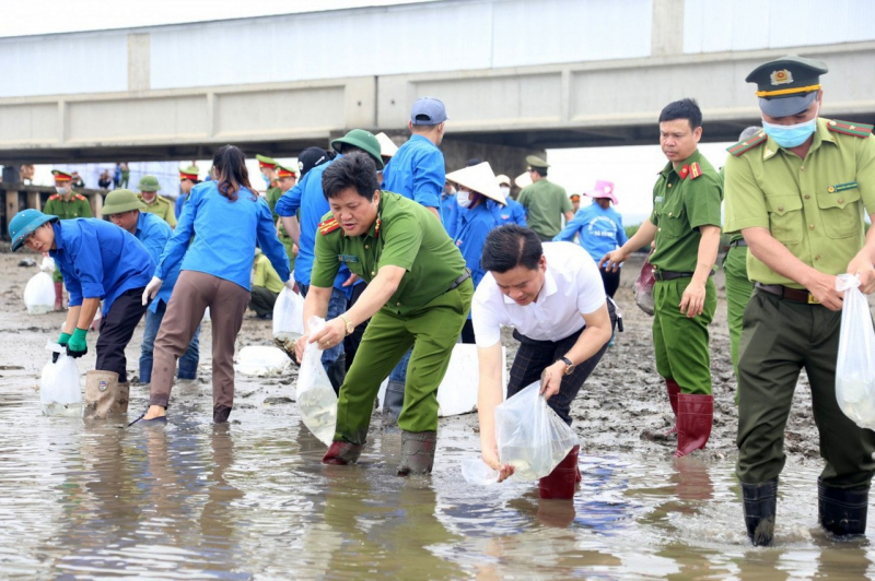 Dấu ấn Cảnh sát Môi trường đất Mỏ -0