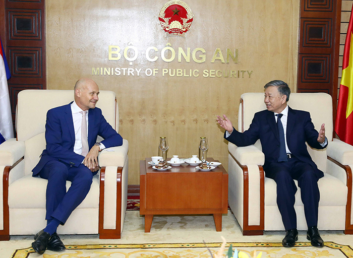 Tạo hành lang pháp lý trong hợp tác phòng, chống tội phạm -0