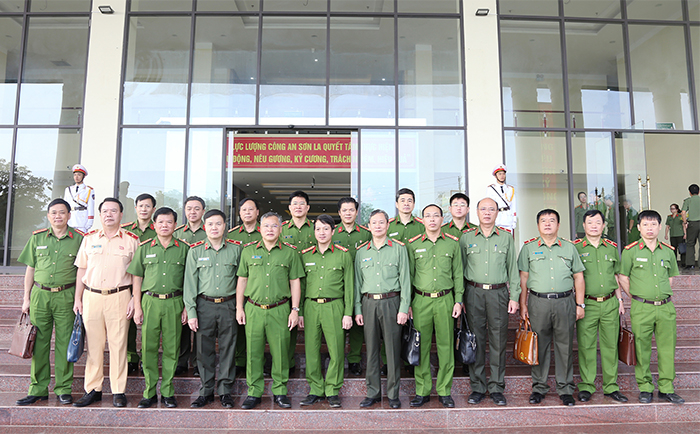 Police in Son La province basically reach 2022 working targets -0