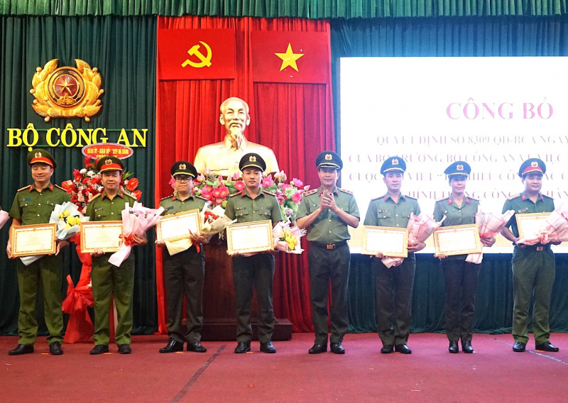 Cải cách hành chính trong CAND được người dân đánh giá cao -0