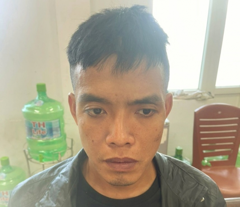 Trói 2 nữ sinh viên nhốt vào nhà vệ sinh để cướp tài sản -0