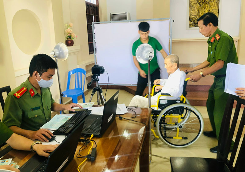 Công an tỉnh Bình Thuận nỗ lực thực hiện Đề án 06 -0