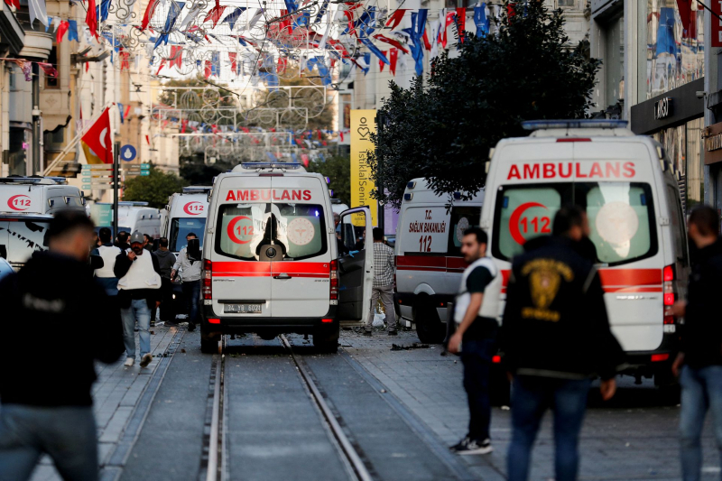 Nổ kinh hoàng ở phố đi bộ Istanbul, hơn 80 người thương vong -0