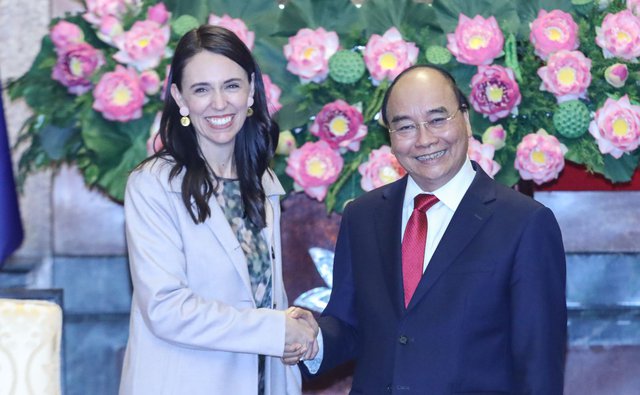 Chủ tịch nước Nguyễn Xuân Phúc tiếp Thủ tướng New Zealand Jacinda Ardern -0