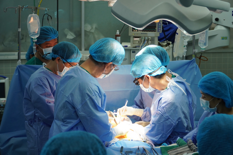 Lần đầu tiên tại Việt Nam, Bệnh viện Chợ Rẫy ghép da từ người cho chết não -0