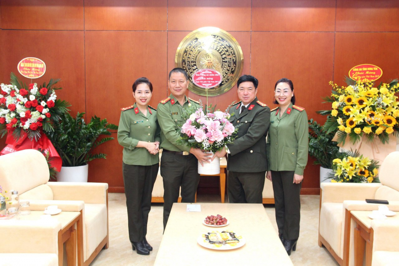 Báo CAND chúc mừng các học viện, trường CAND nhân 40 năm Ngày Nhà giáo Việt Nam -0