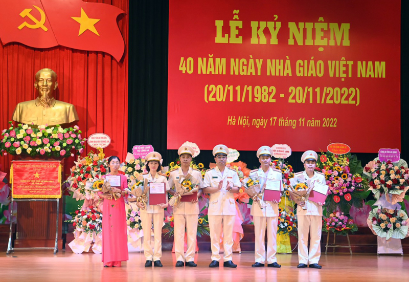 Rèn luyện đạo đức, lối sống, tác phong của người Công an cách mạng ngay từ trên ghế nhà trường -0