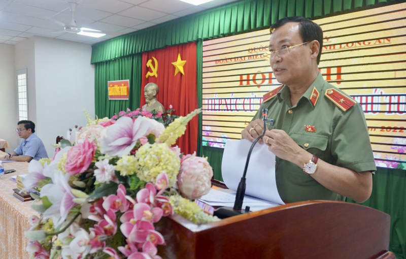 Đồng chí Lê Tấn Tới tiếp xúc cử tri huyện Bến Lức sau kỳ họp thứ 4 -0