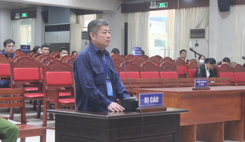 Đại án 200 triệu lít lậu, các bị cáo cộm cán bị đề nghị mức từ từ 9 - 17 năm tù -0