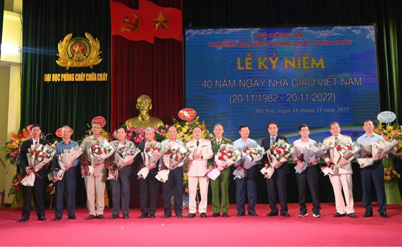 Gắn nhiệm vụ đào tạo với thực tiễn chiến đấu của lực lượng Cảnh sát Phòng cháy chữa cháy -0