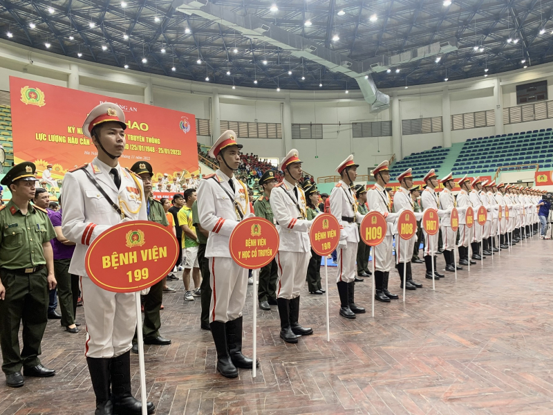 Khai mạc Hội thao kỷ niệm 75 năm Ngày truyền thống lực lượng Hậu cần - Kỹ thuật CAND -0